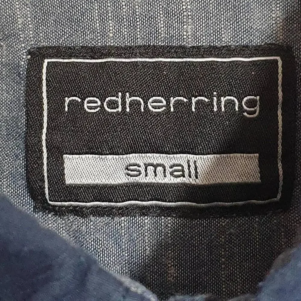 Red Herring Short Sleeved Blue Shirt UK Small - Picture 4 of 4